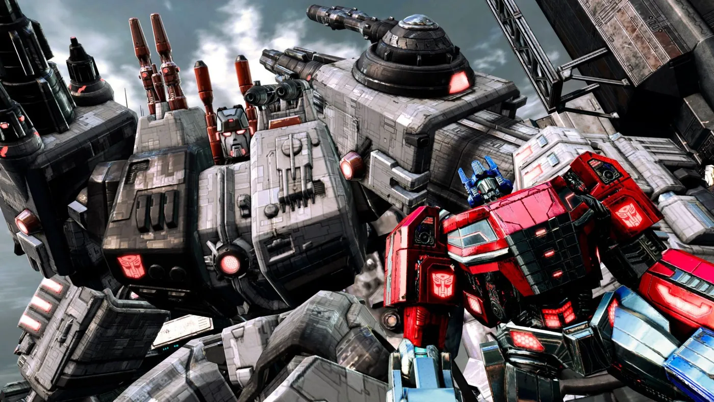 Metroplex and Optimus Prime