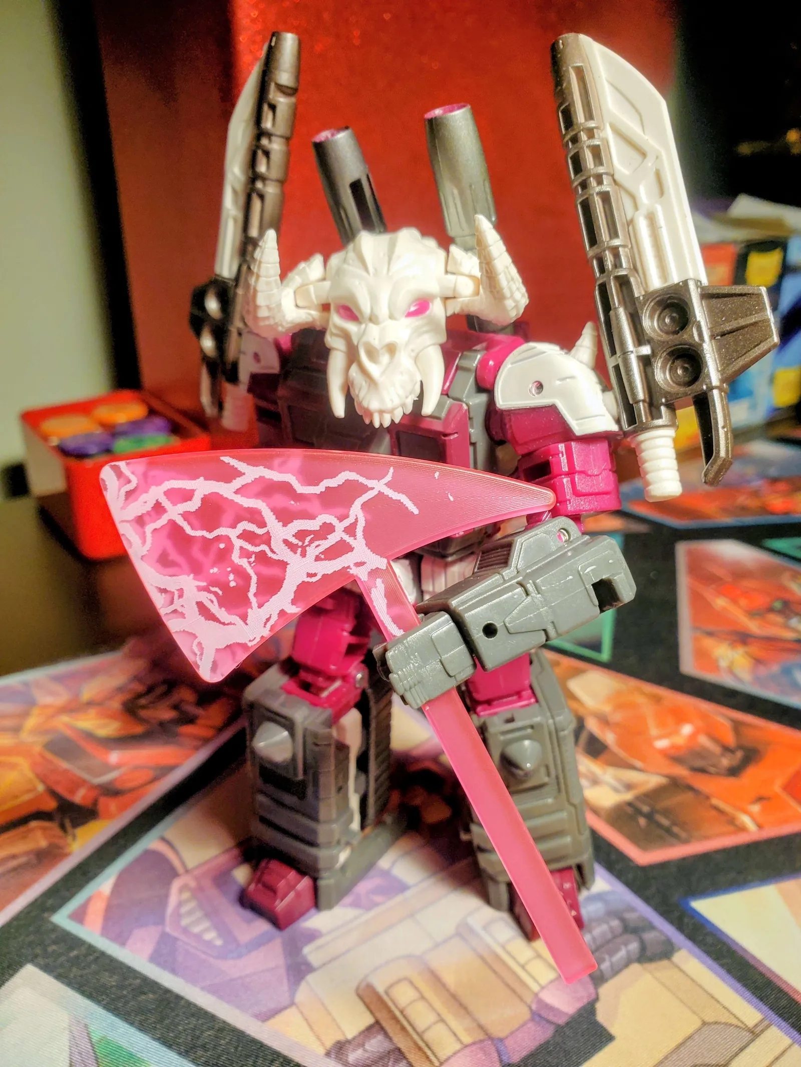 Skullgrin with an Energon Axe